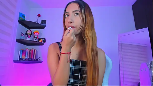 Snapshot of kittyrush_ chatting on 19, 11, 2025 kittyrush online show from 19, 11, 2025