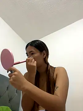 Snapshot of kittyrush_ chatting on 29, 11, 2025 kittyrush online show from 29, 11, 2025