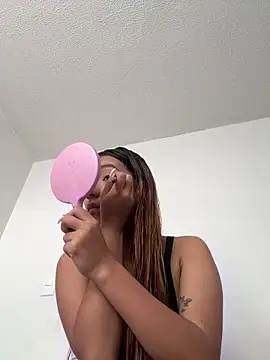 Snapshot of kittyrush_ chatting on 17, 12, 2025 kittyrush online show from 17, 12, 2025