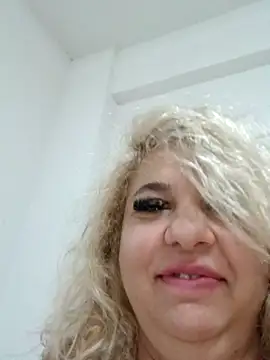 BelleInna online show from 30, 10, 2025