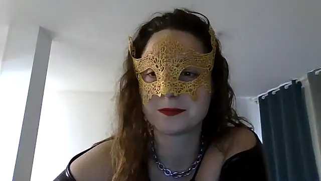 Snapshot of Madameleawhite chatting on 31, 10, 2025 Madameleawhite online show from 31, 10, 2025