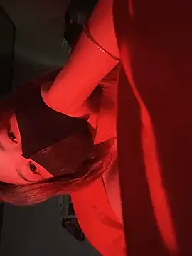 Snapshot of noe-00 chatting on 23, 10, 2025 noe-00 online show from 23, 10, 2025