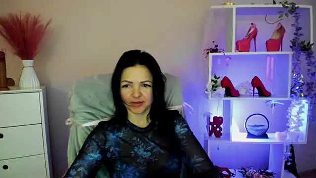 Mollybloom40 online show from 16, 4, 2026