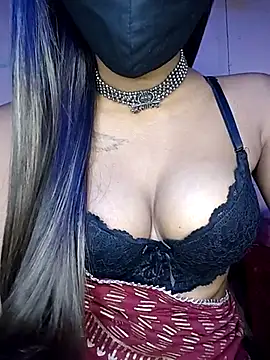 Strip Hotty242 online show from 11, 11, 2025