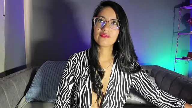 charlhot  online show from 24, 10, 2025