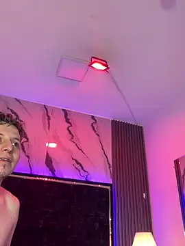 SsexCouplee online show from 11, 4, 2026