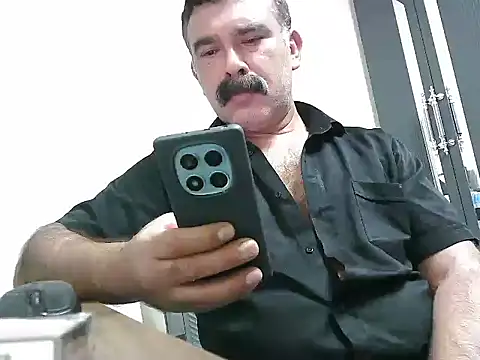 meroglu45 online show from 17, 10, 2025