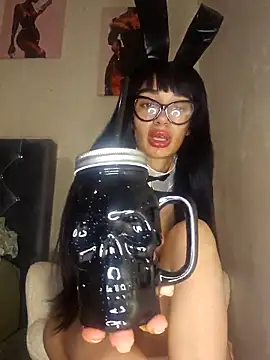 Snapshot of LucyMiax chatting on 31, 10, 2025 LucyMiax online show from 31, 10, 2025