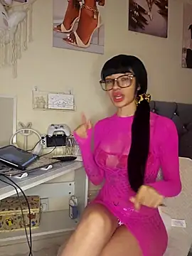 Snapshot of LucyMiax chatting on 28, 11, 2025 LucyMiax online show from 28, 11, 2025