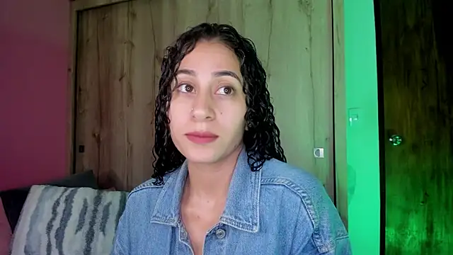 fernanda317 online show from 1, 4, 2026