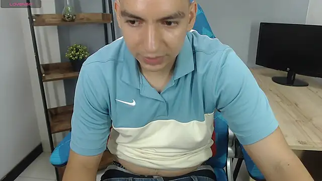 Axel Stones  online show from 18, 10, 2025