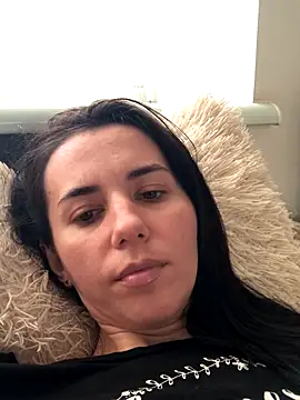 Snapshot of oliviya_mur chatting on 31, 10, 2025 oliviya mur online show from 31, 10, 2025