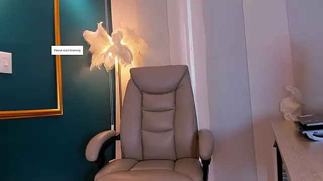 Rashel Frost  online show from 18, 4, 2026