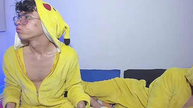 Snapshot of dani_angel_dark chatting on 28, 10, 2025 dani angel dark online show from 28, 10, 2025