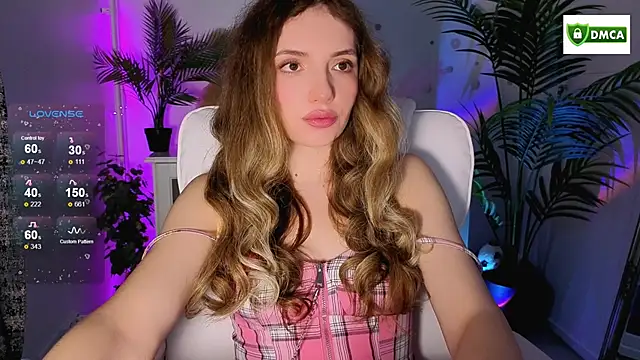 cute cake online show from 10, 3, 2026