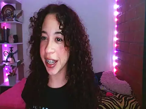 Medussa3033 online show from 9, 4, 2026