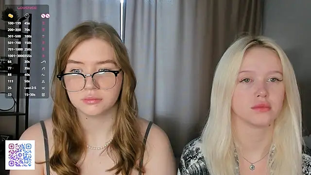 NecoleRemondini online show from 30, 10, 2025