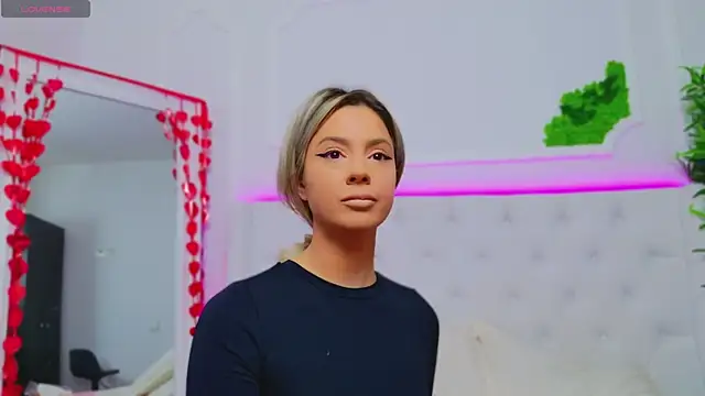 Snapshot of AriannaSins chatting on 28, 2, 2025 AriannaSins online show from 28, 2, 2025