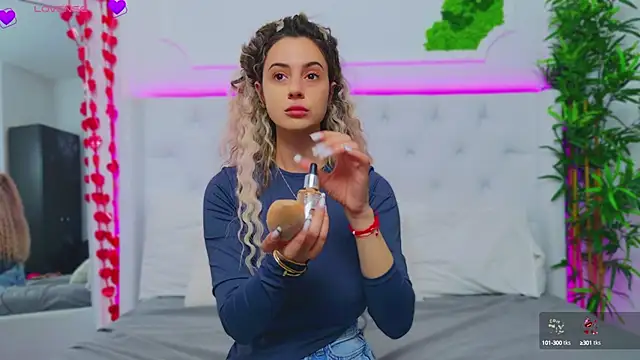 Snapshot of AriannaSins chatting on 13, 3, 2025 AriannaSins online show from 13, 3, 2025