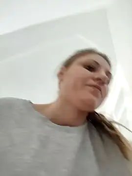 SandyCassie online show from 6, 4, 2026