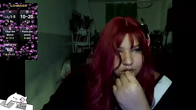Snapshot of FullSizeQueen chatting on 19, 10, 2025 FullSizeQueen online show from 19, 10, 2025