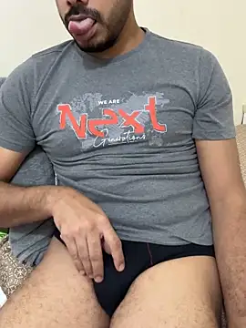 Handsome8677 online show from 22, 11, 2025