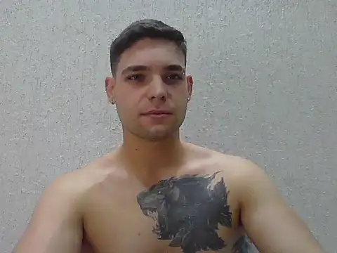 Snapshot of Zure-xxx chatting on 29, 4, 2026 Zure-xxx online show from 29, 4, 2026