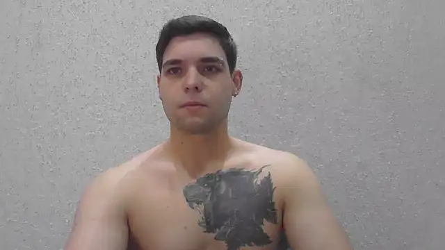 Snapshot of Zure-xxx chatting on 16, 6, 2026 Zure-xxx online show from 16, 6, 2026