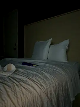 sissy diorcd online show from 19, 11, 2025