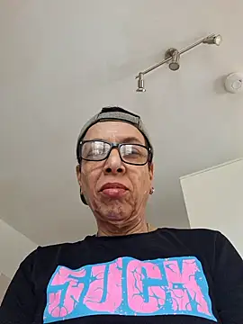 Snapshot of Jesbi25 chatting on 4, 4, 2026 Jesbi25 online show from 4, 4, 2026