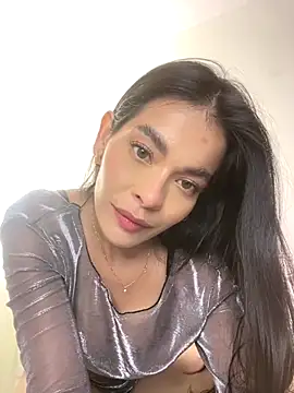 Esmeraldalcl online show from 18, 11, 2025