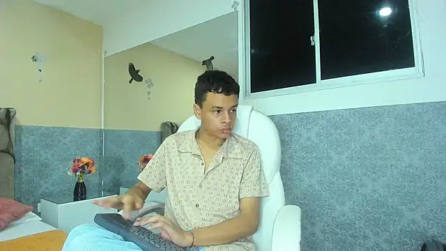 Xavier Fox    online show from 24, 10, 2025