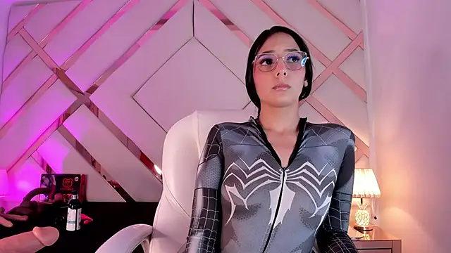 michelle cutee  online show from 10, 1, 2026