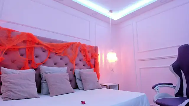 Snapshot of _hanna_bakerr_ chatting on 30, 10, 2025  hanna bakerr  online show from 30, 10, 2025