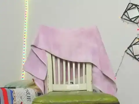 Snapshot of Sami_guzman chatting on 12, 11, 2025 Sami guzman online show from 12, 11, 2025