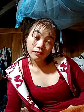 Snapshot of omai-ngot chatting on 24, 10, 2025 omai-ngot online show from 24, 10, 2025