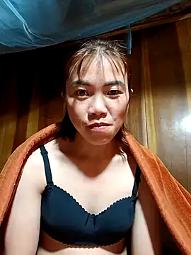 Snapshot of omai-ngot chatting on 1, 11, 2025 omai-ngot online show from 1, 11, 2025