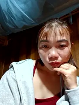 Snapshot of omai-ngot chatting on 4, 11, 2025 omai-ngot online show from 4, 11, 2025