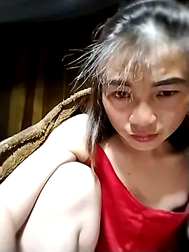 Snapshot of omai-ngot chatting on 4, 12, 2025 omai-ngot online show from 4, 12, 2025