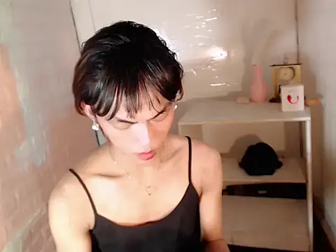 HaileyPresly online show from 13, 4, 2026