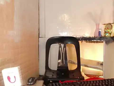 HaileyPresly online show from 18, 4, 2026