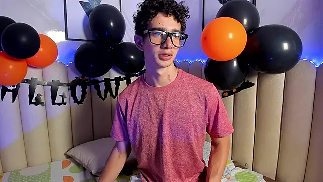 Sasha Blazes online show from 20, 10, 2025
