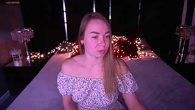 VixenMuse online show from 11, 2, 2026