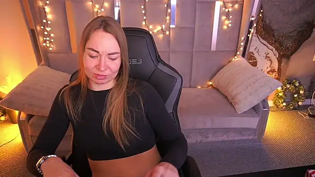 VixenMuse online show from 2, 3, 2026