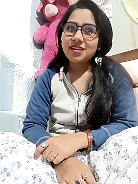 Vanshika1432 online show from 11, 11, 2025