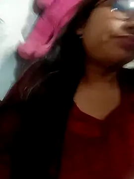 Vanshika1432 online show from 19, 11, 2025