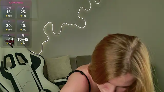 bella xx   online show from 14, 4, 2026