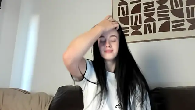 LexiSinnn online show from 1, 11, 2025