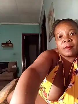 Snapshot of boobsqueenxo chatting on 5, 2, 2026 boobsqueenxo online show from 5, 2, 2026