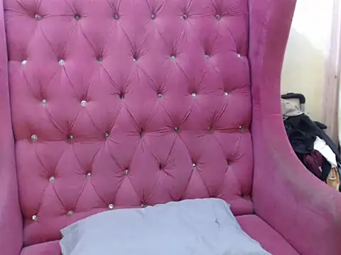 Snapshot of Sophialovecum_29 chatting on 31, 10, 2025 Sophialovecum 29 online show from 31, 10, 2025